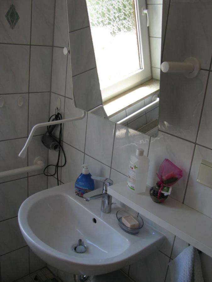 Ferienwohnung Herbsleben Екстер'єр фото