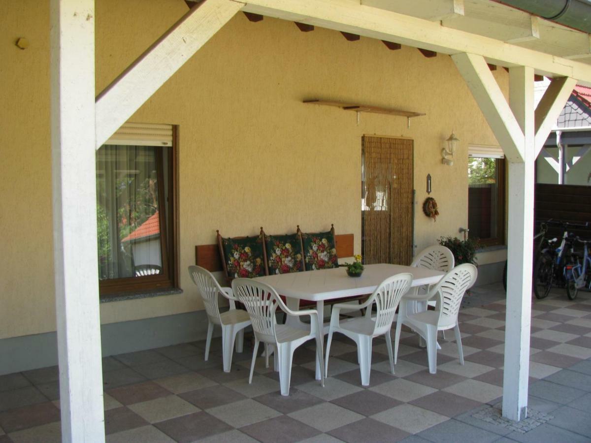 Ferienwohnung Herbsleben Екстер'єр фото