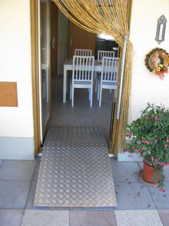 Ferienwohnung Herbsleben Екстер'єр фото